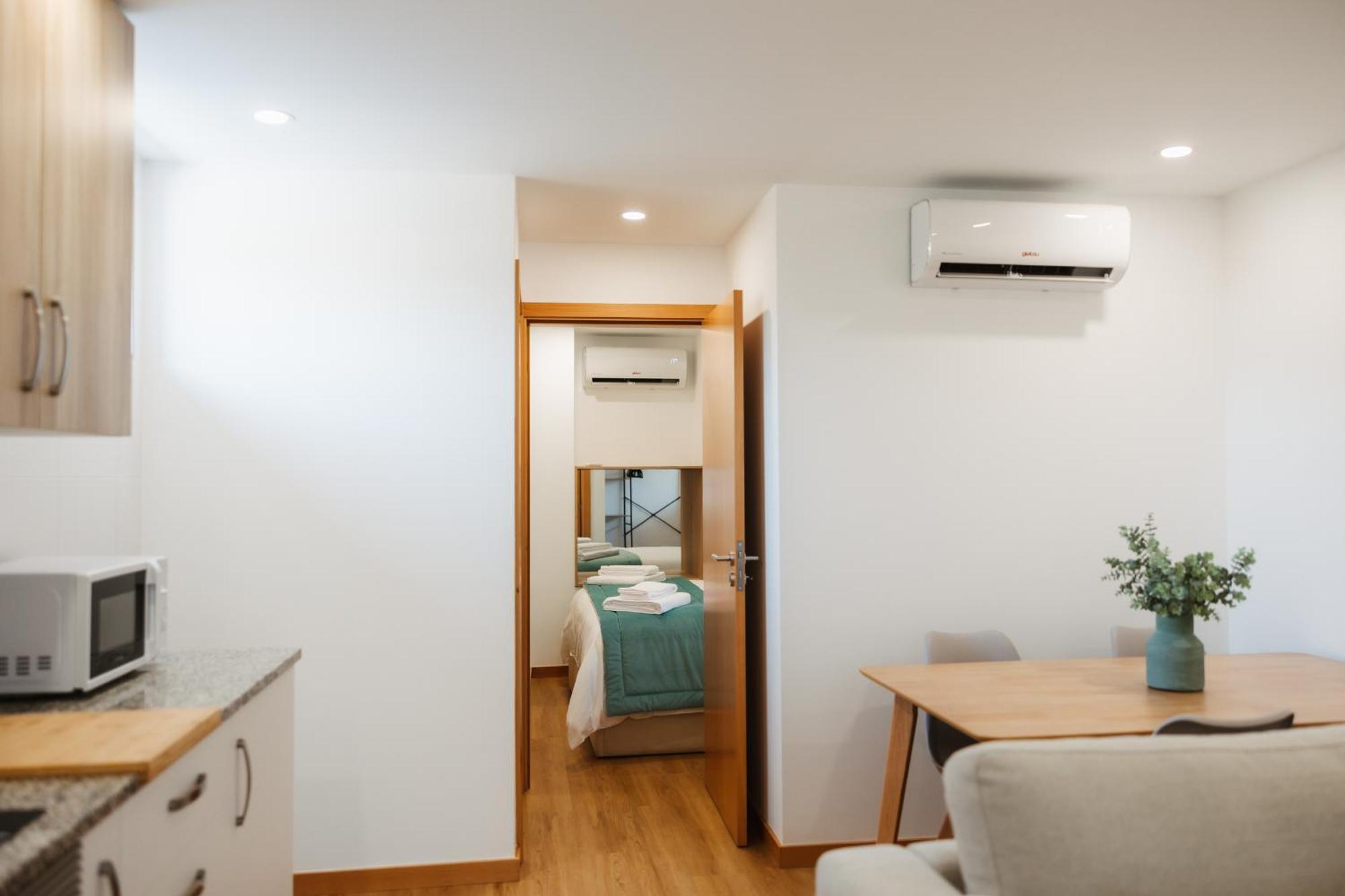Alvarenga Apartments Exterior photo